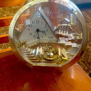 Rhythm Stairway to Heaven clock